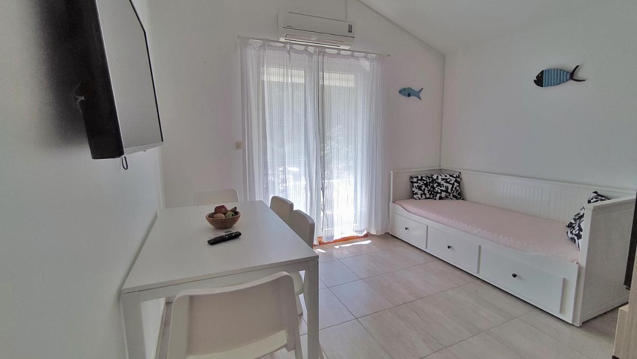 Apartmani Bodo 드레베니크 외부 사진