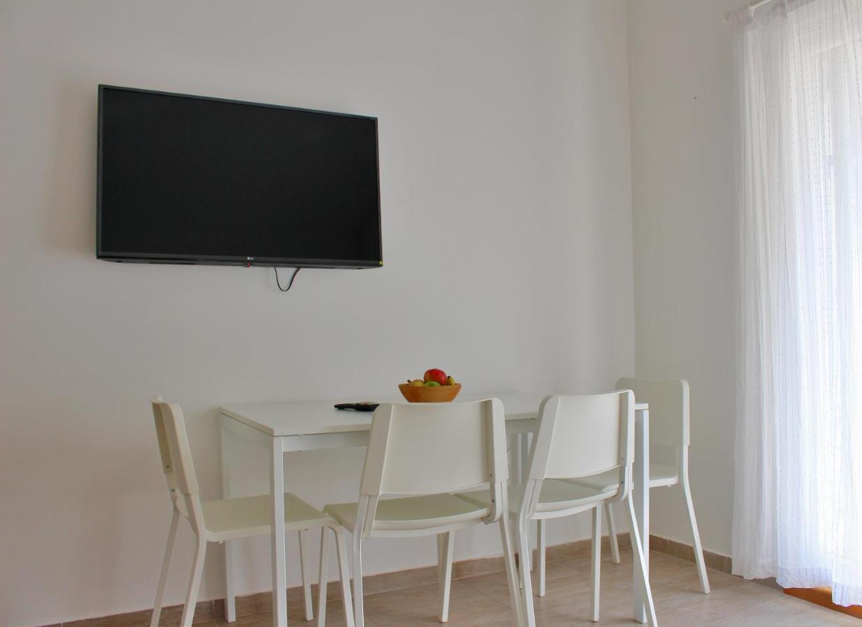Apartmani Bodo 드레베니크 외부 사진