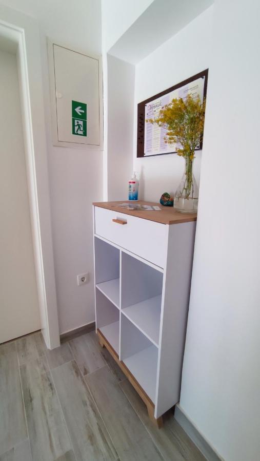 Apartmani Bodo 드레베니크 외부 사진